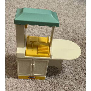 Little Tikes Dollhouse Size Blue Top Vintage Kitchen Furniture